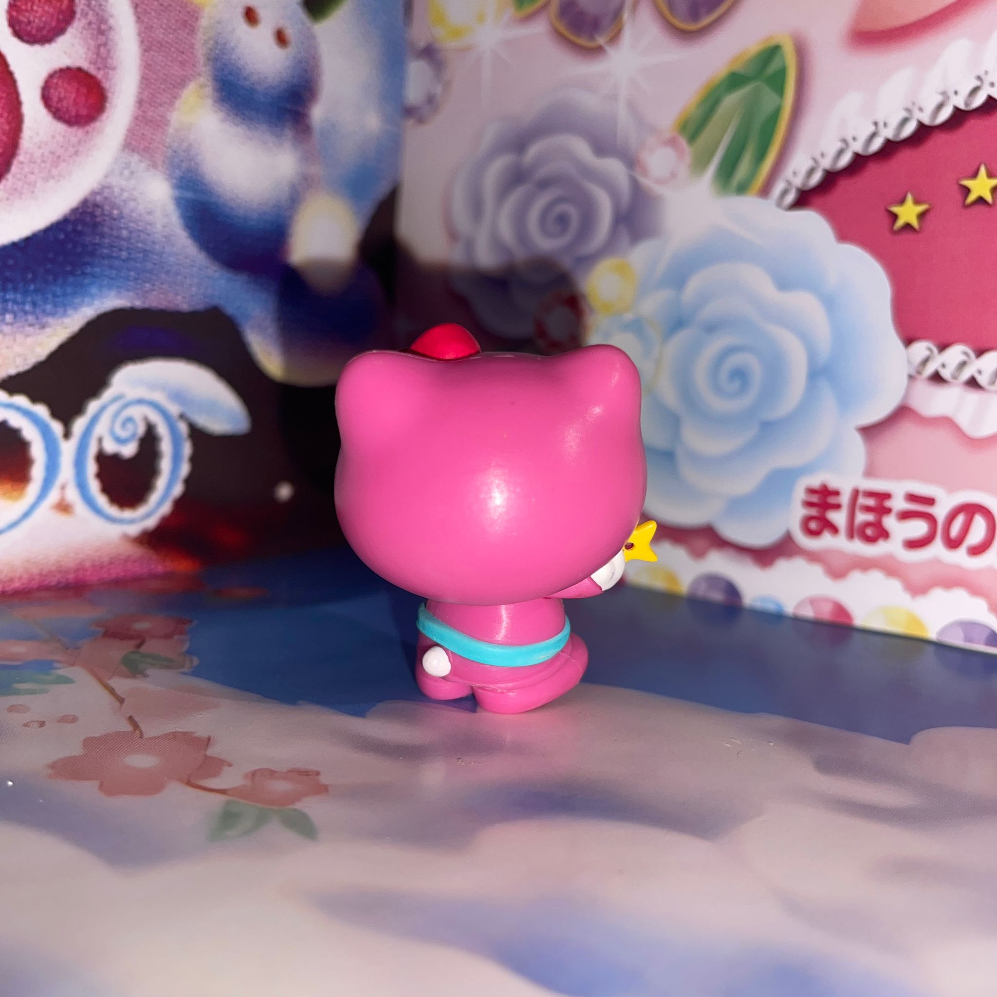 Hello Kitty Ninja Mini Figure