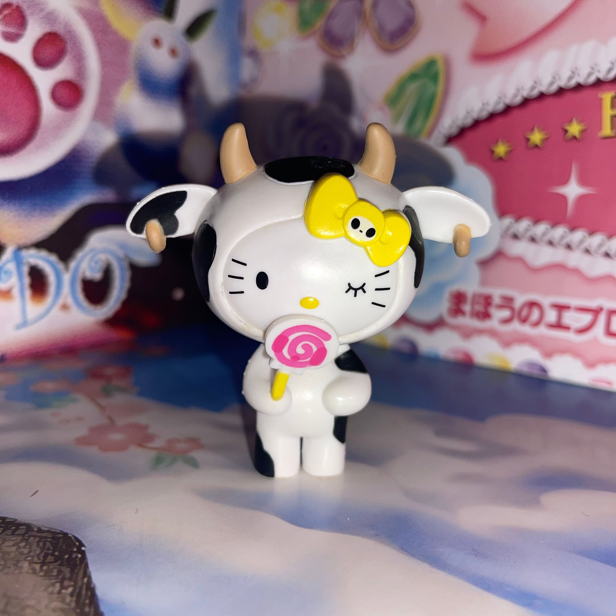 Hello Kitty Cow Mini Figure 🐮