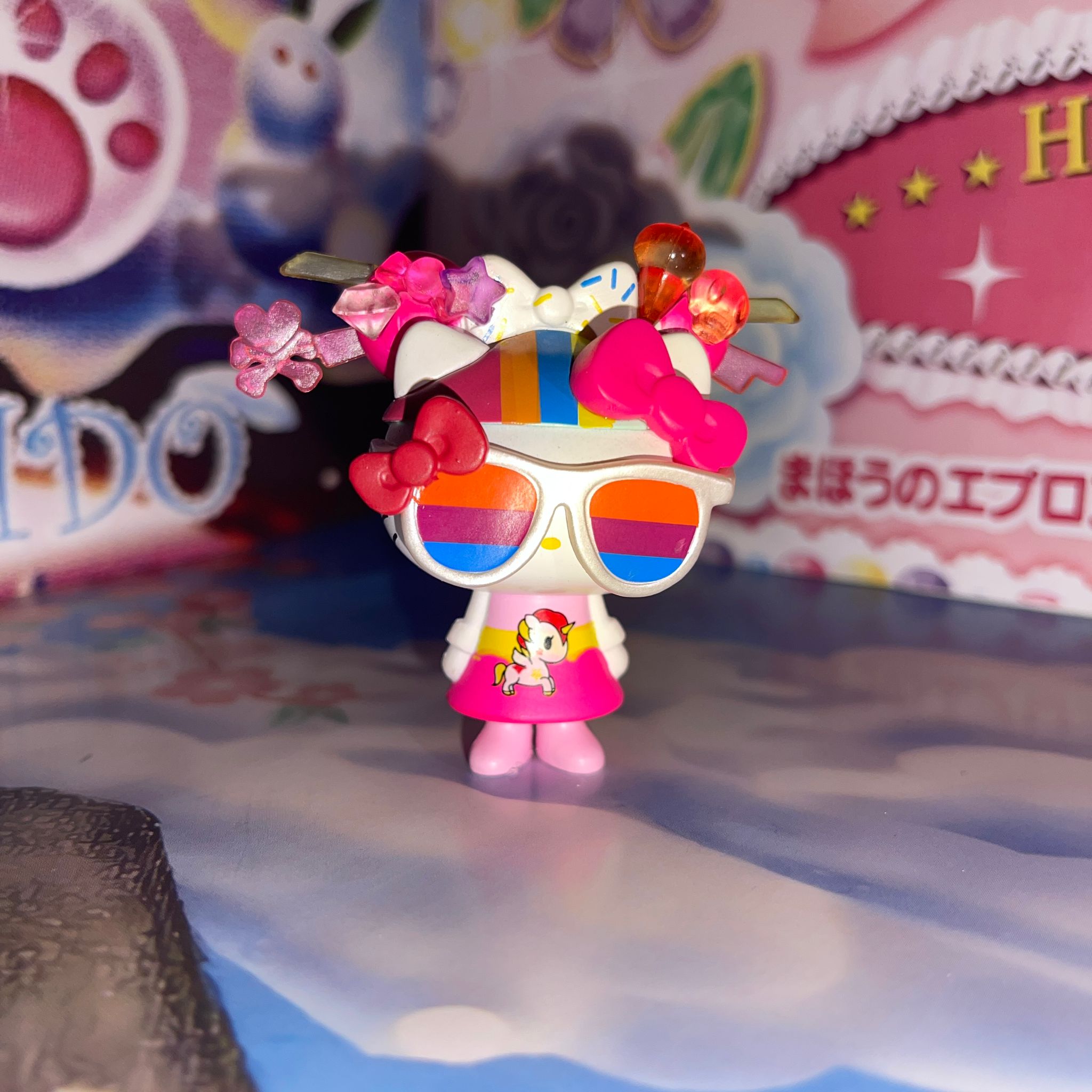 Rainbow Sunglass Kitty Mini Figure