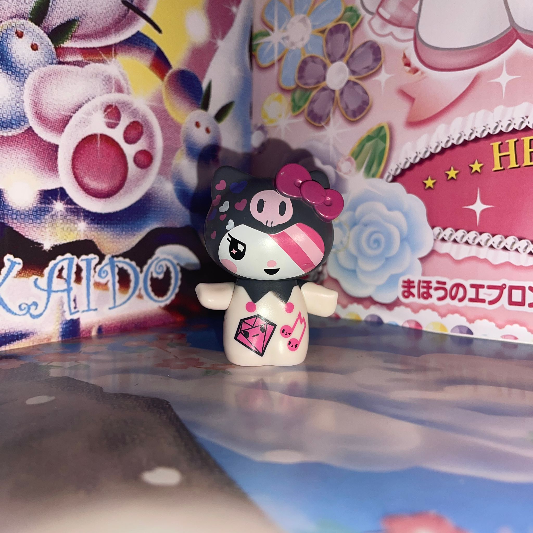 Hello Kitty X Tokidoki Sanrio Family Series Mini Figure